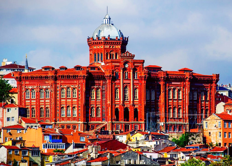 Private Fener and Balat Neighborhoods Tour in Istanbul