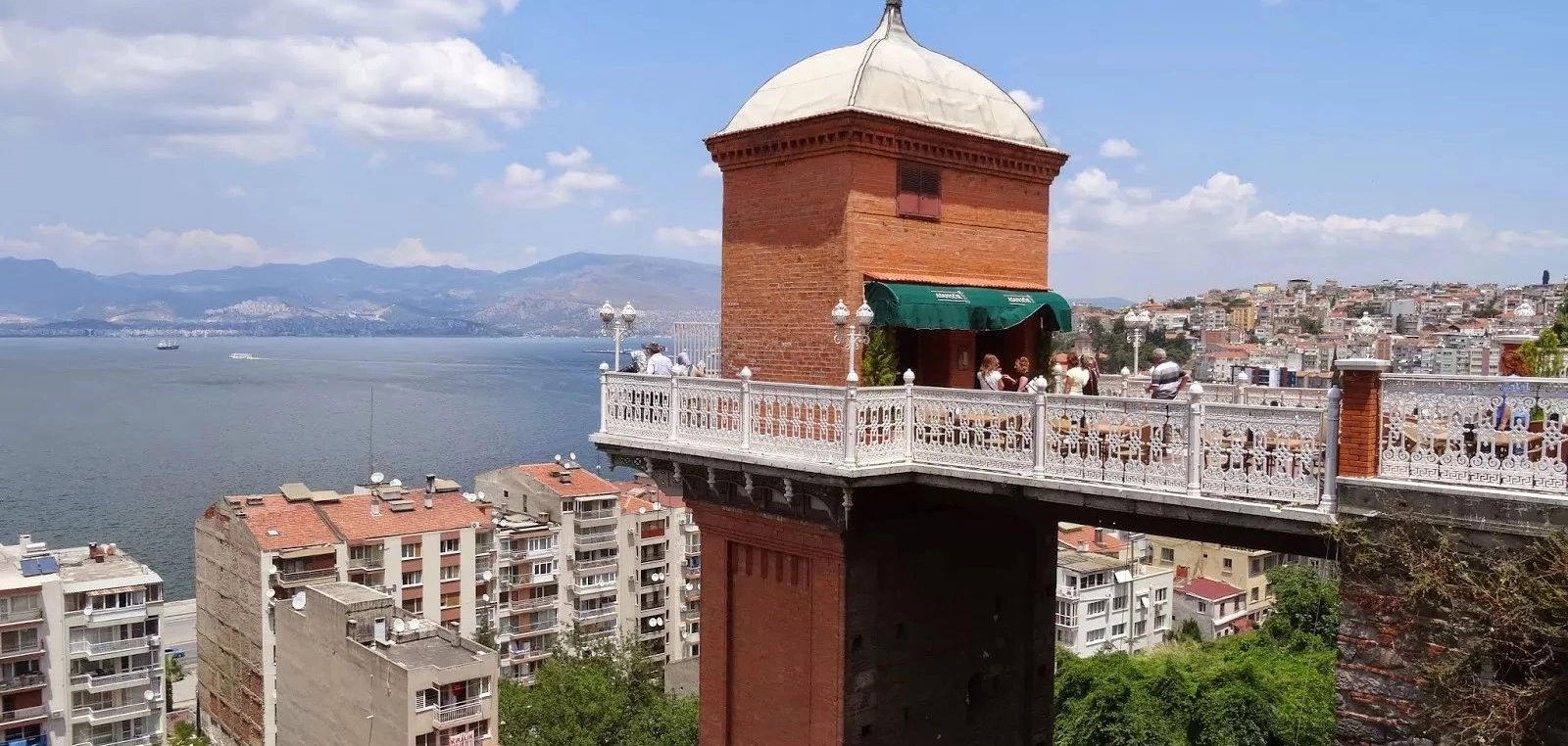 Historical Elevator Tarihi Asansor Izmir Dario Moreno Street Turkey