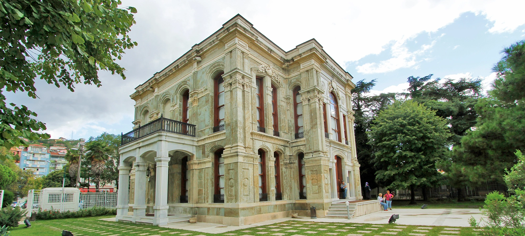 Kasr-i Humayun Palace Museum private cultural journey Izmit Kocaeli Turkey