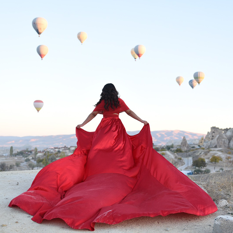 Sunrise Photoshoot with Professional Photographer in Cappadocia