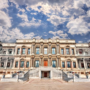Afternoon Bosphorus cruise passing Istanbul waterfront palaces including Çırağan Palace