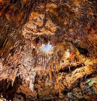 Natural caves and places to visit in Antalya region