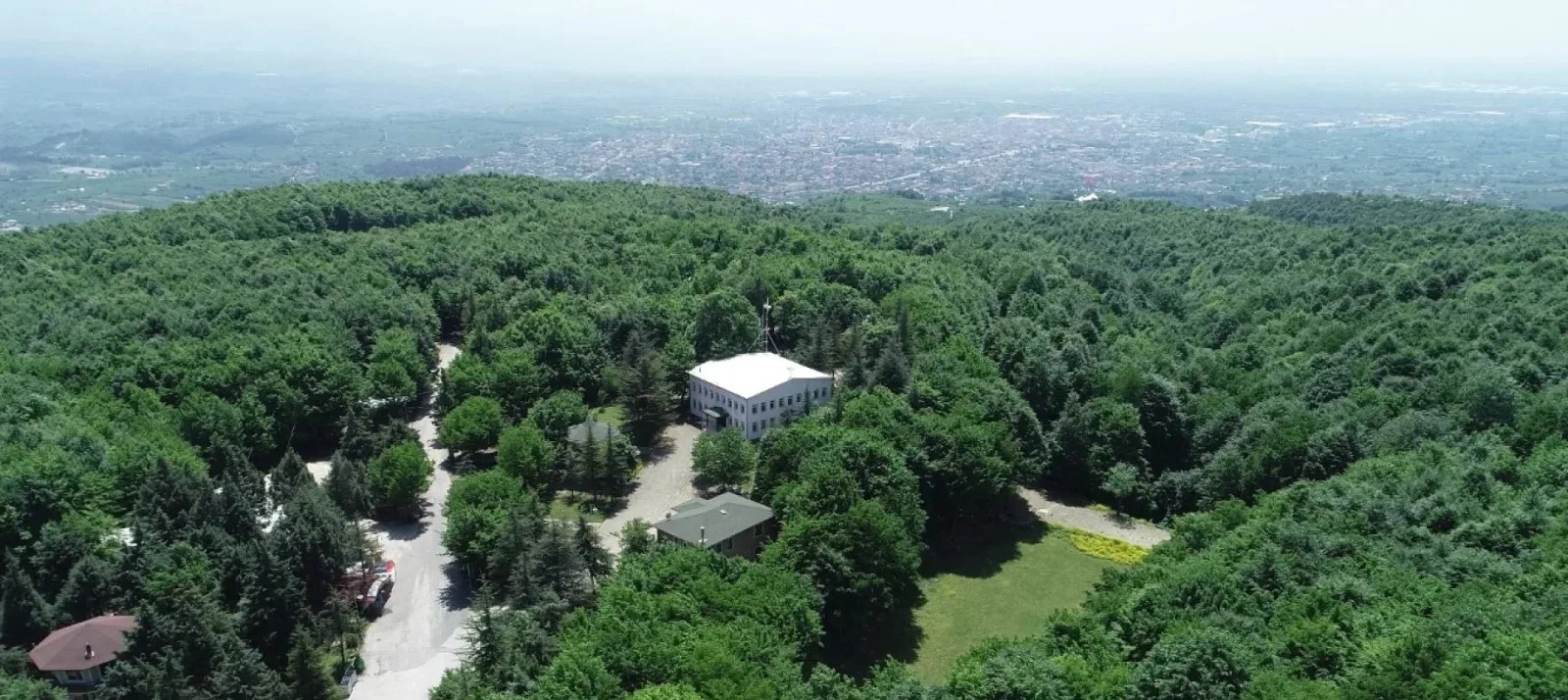 Selmandede Recreation Area Hendek Sakarya forest picnic area and walking paths