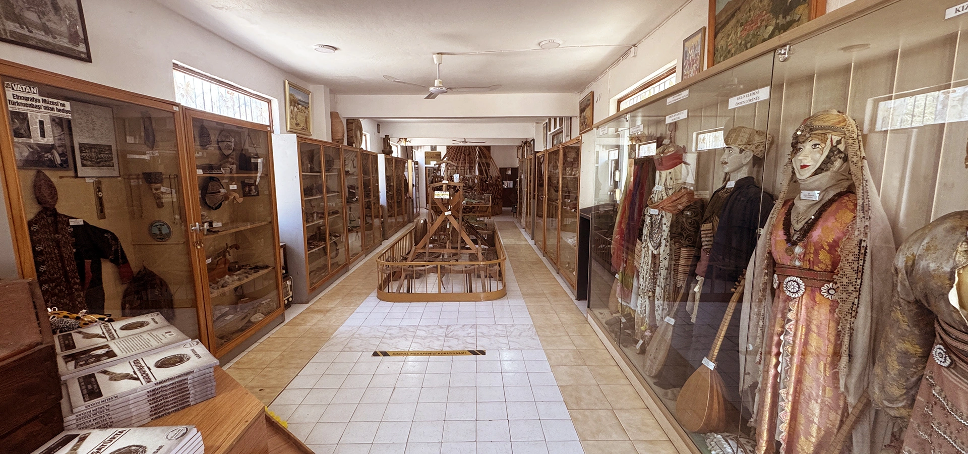 Tahtakuşlar Ethnography Gallery and village culture near Edremit Balıkesir