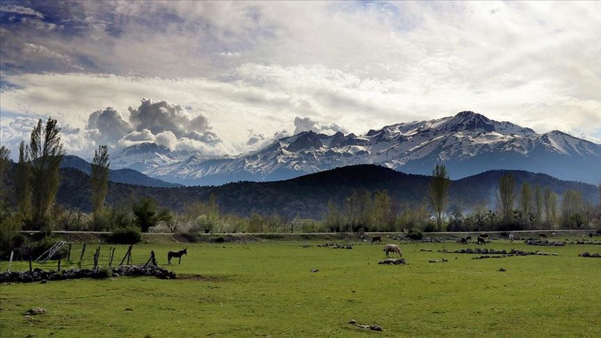 Taurus Mountains road transfer