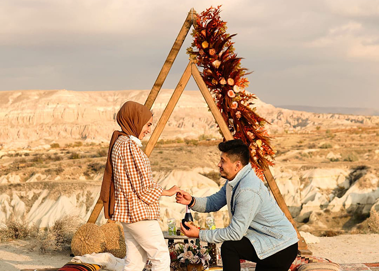 Triangle Concept Marriage Proposal in Cappadocia