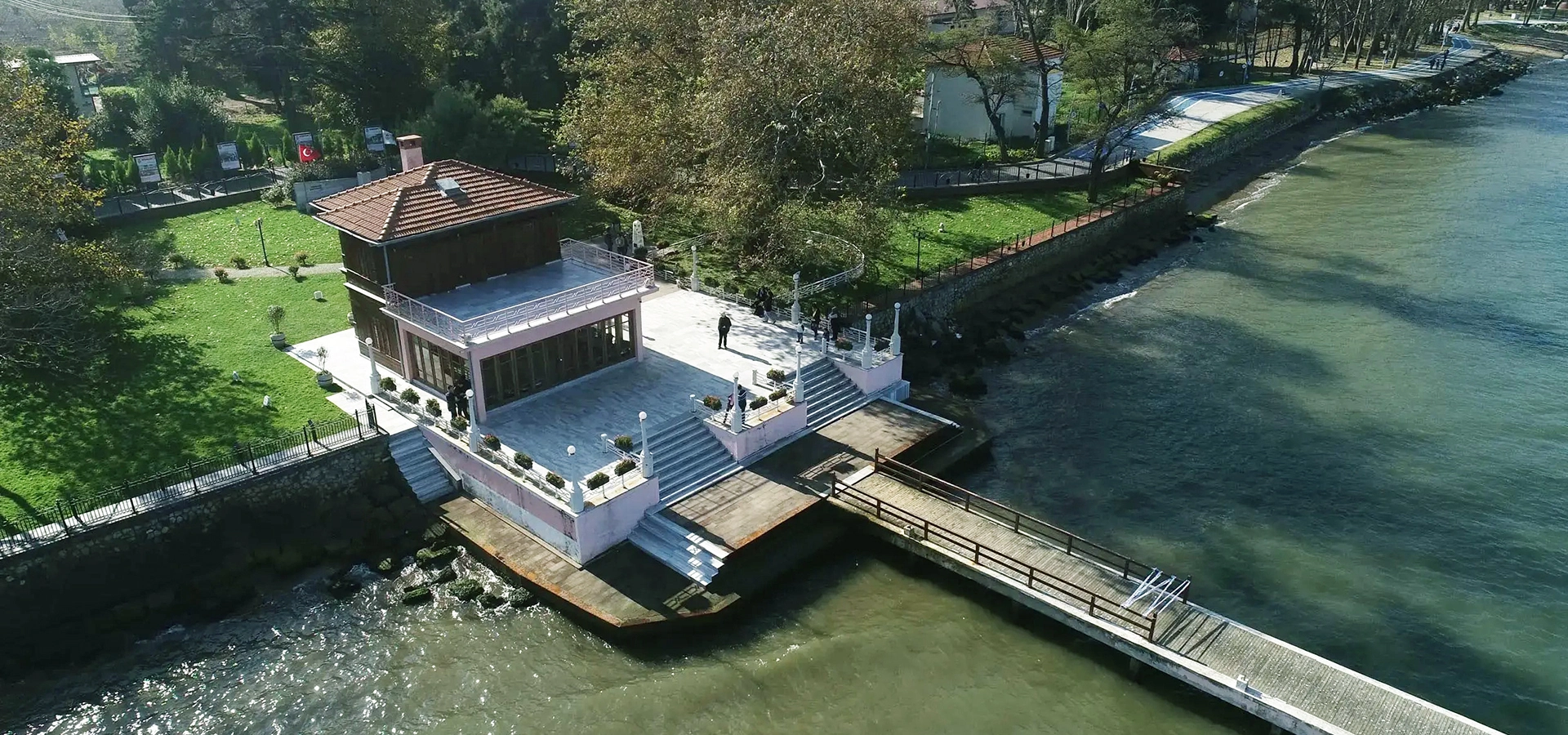 Yürüyen Köşk Walking Mansion on the waterfront in Yalova Turkey