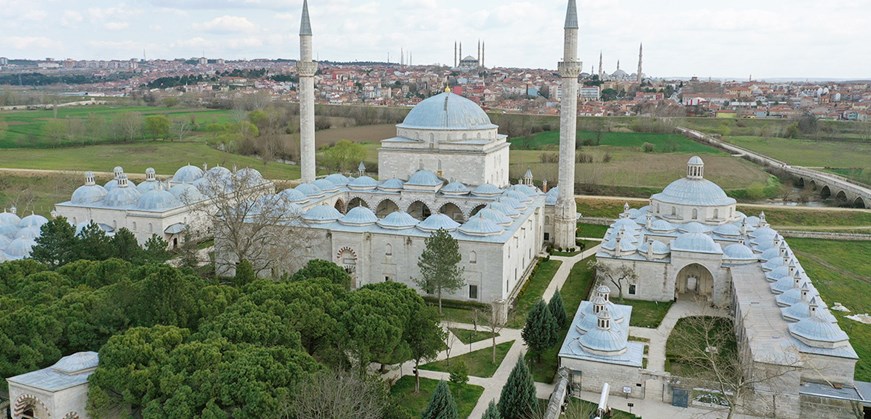 La Mezquita y Complejo del Sultán Bayezid II
