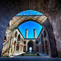 Doppelminarett-Medrese – Wahrzeichen von Sivas