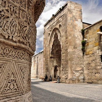 Sifaiye Madrasah e Ospedale