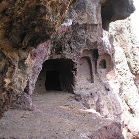 Stanze nella Roccia di Zağ