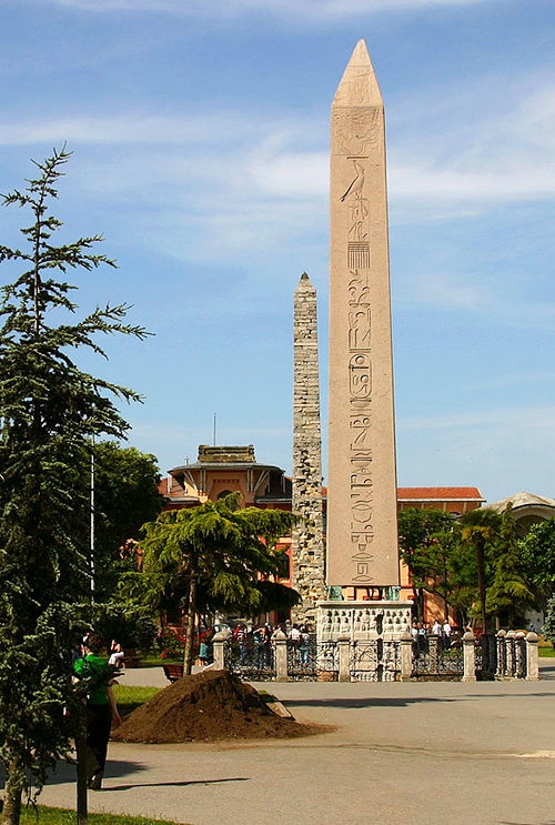Tour privado com escala em Istambul
